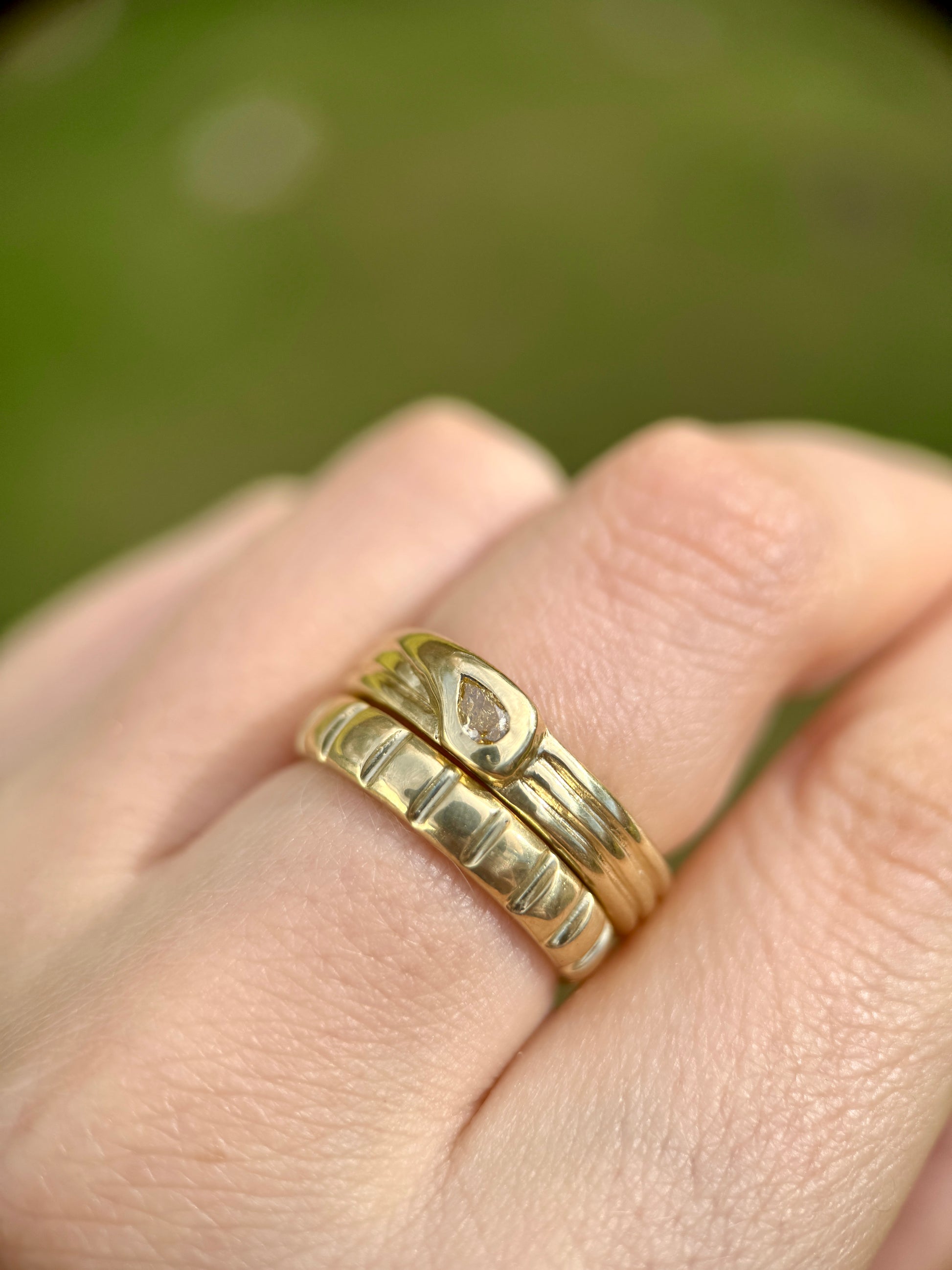 Fluted ring
