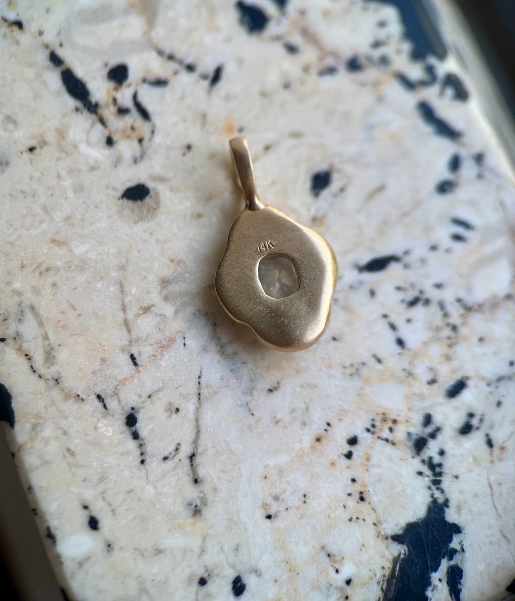 Cloud pendant