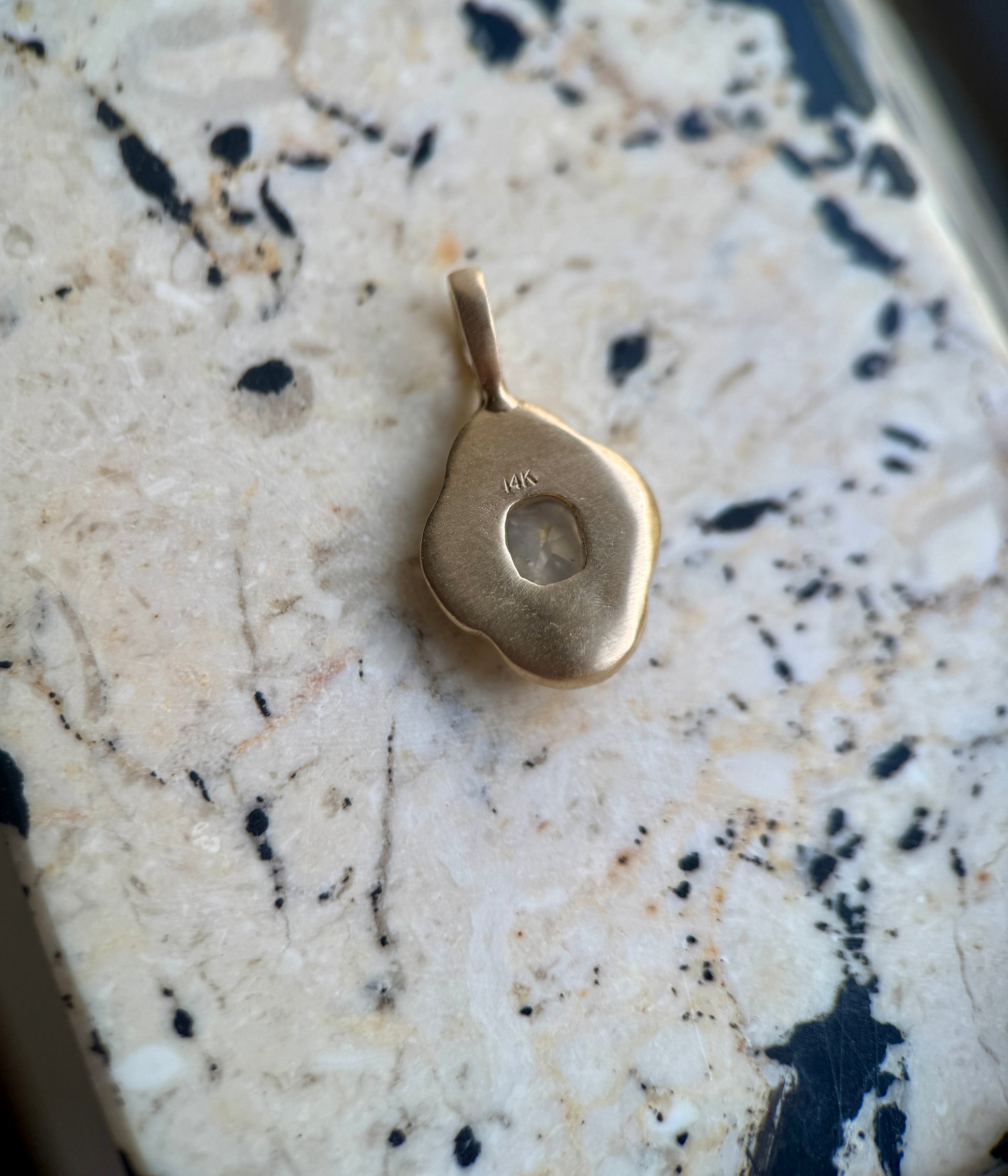 Cloud pendant
