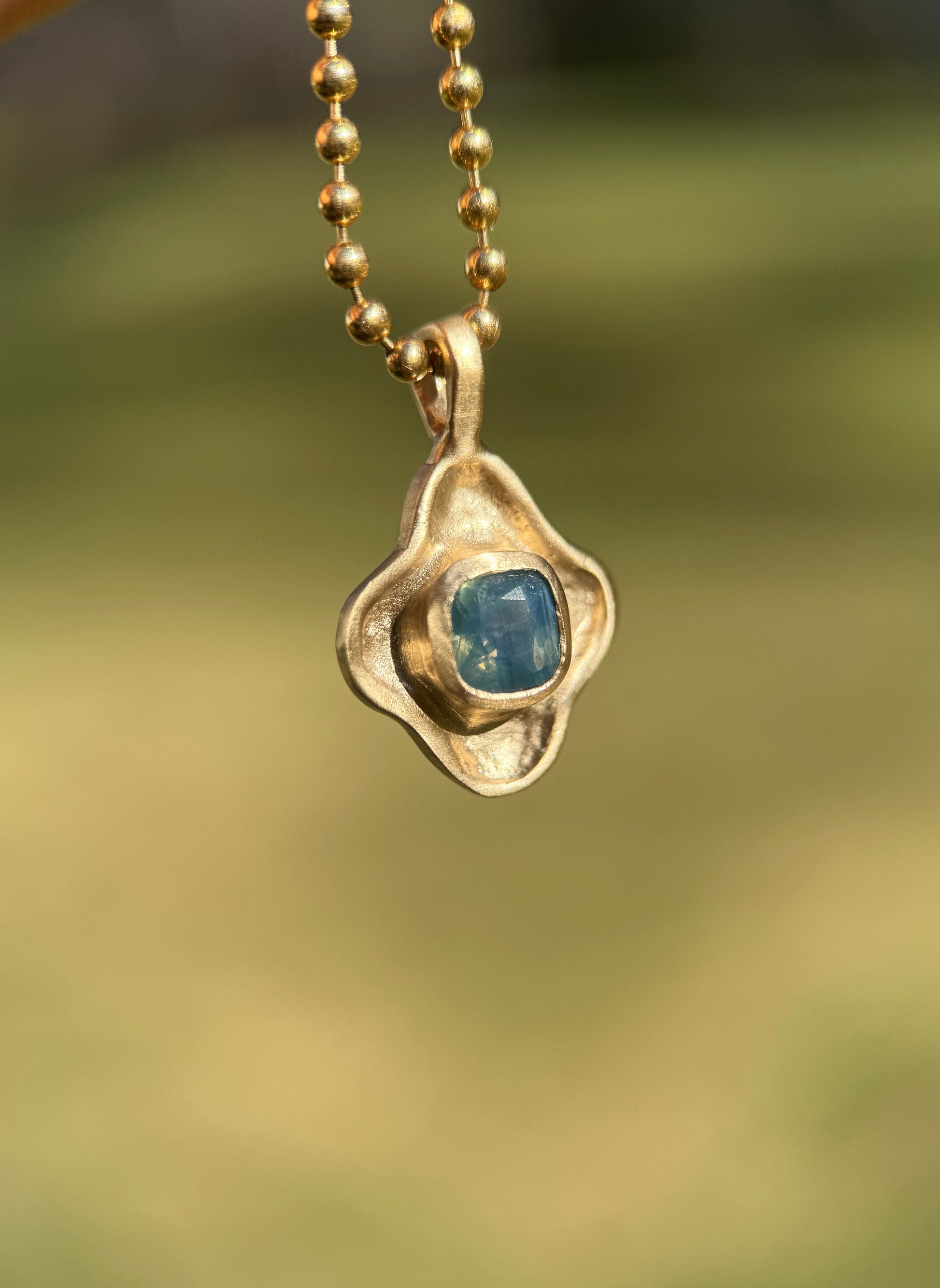 Cloud pendant: Blue sky