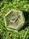 Pear bi-color sapphire latera pendant