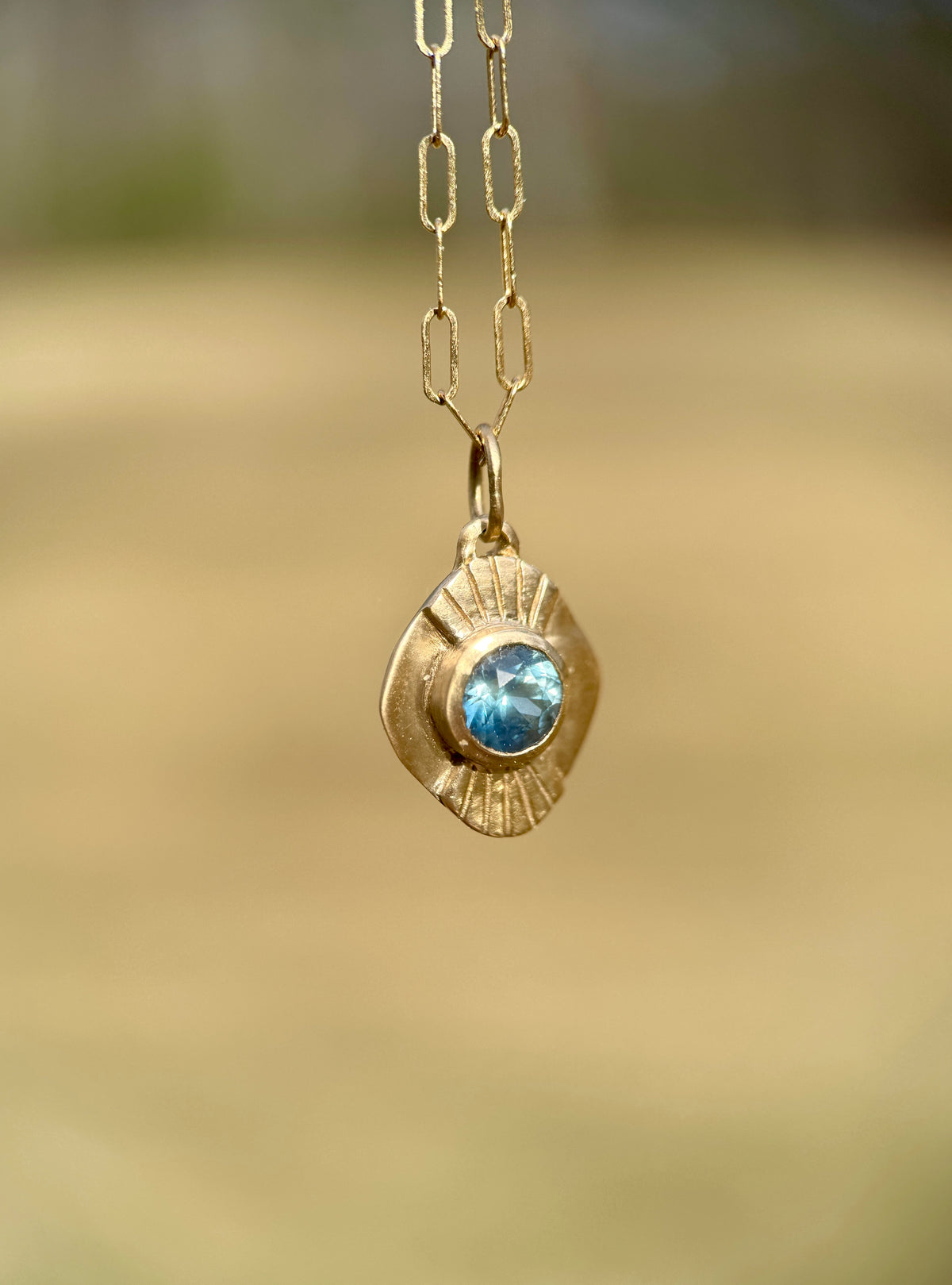 Sorelle II pendant