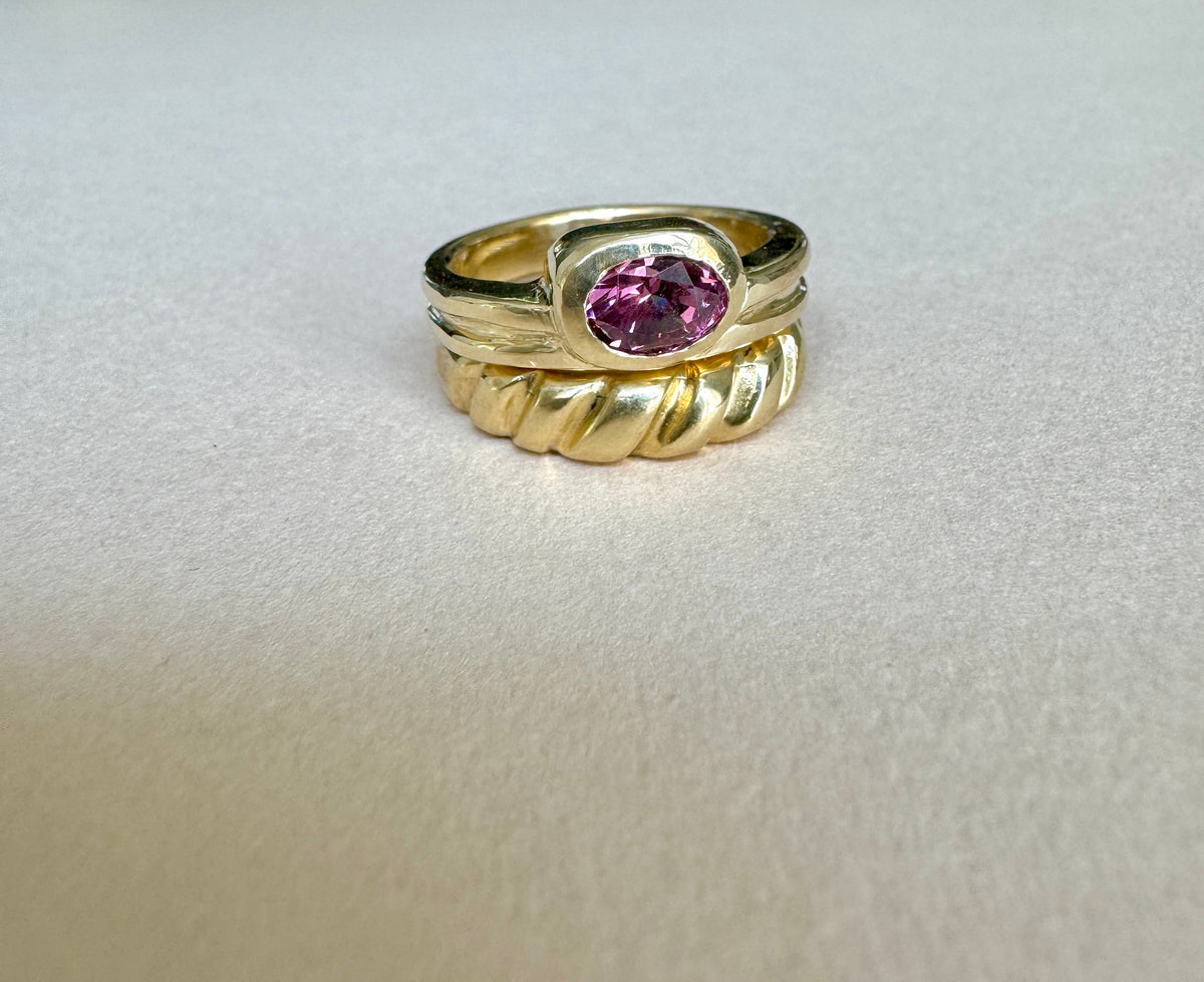Eterna offset ring - Mellis Fine