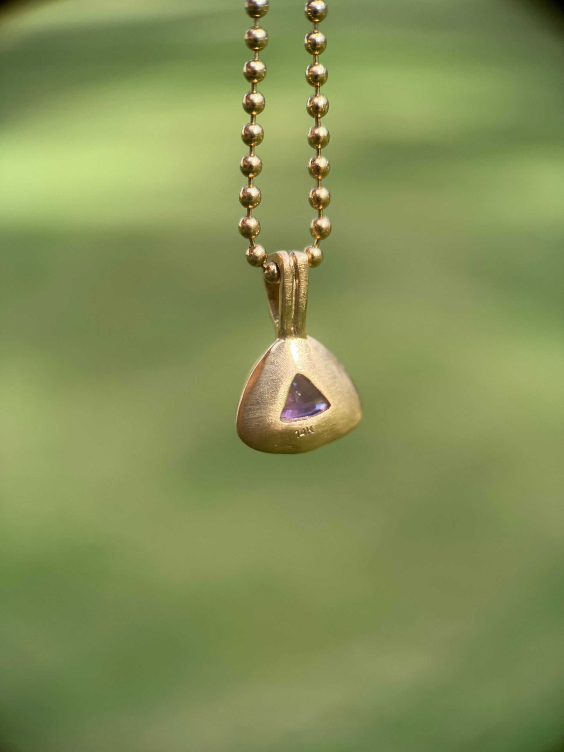 Eterna pendant: trillion sapphire