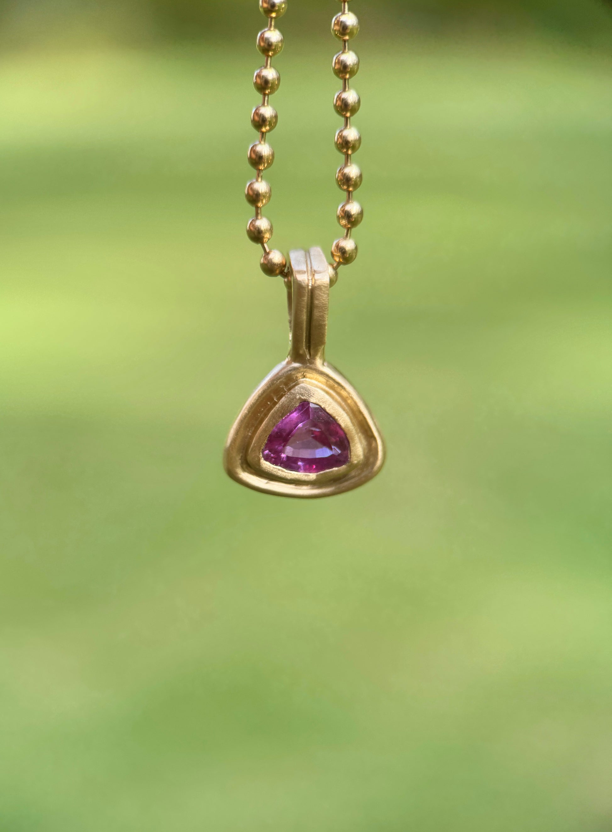 Eterna pendant: trillion sapphire