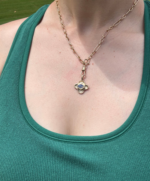 Cloud pendant: blue sapphire