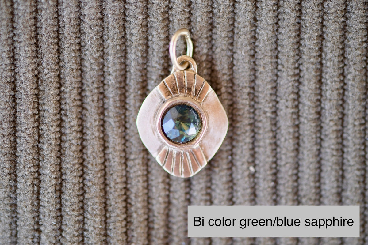 Sorelle II pendant