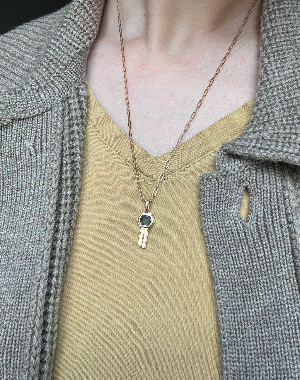 Montana sapphire key pendant