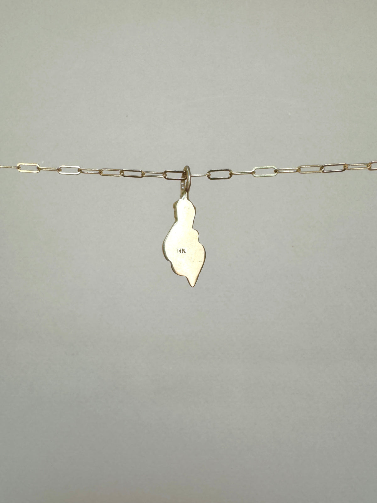 Serica charm - Mellis Fine