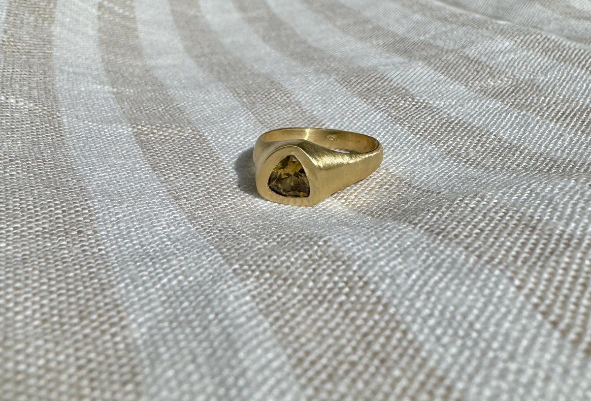 Solis ring (choose your stone)