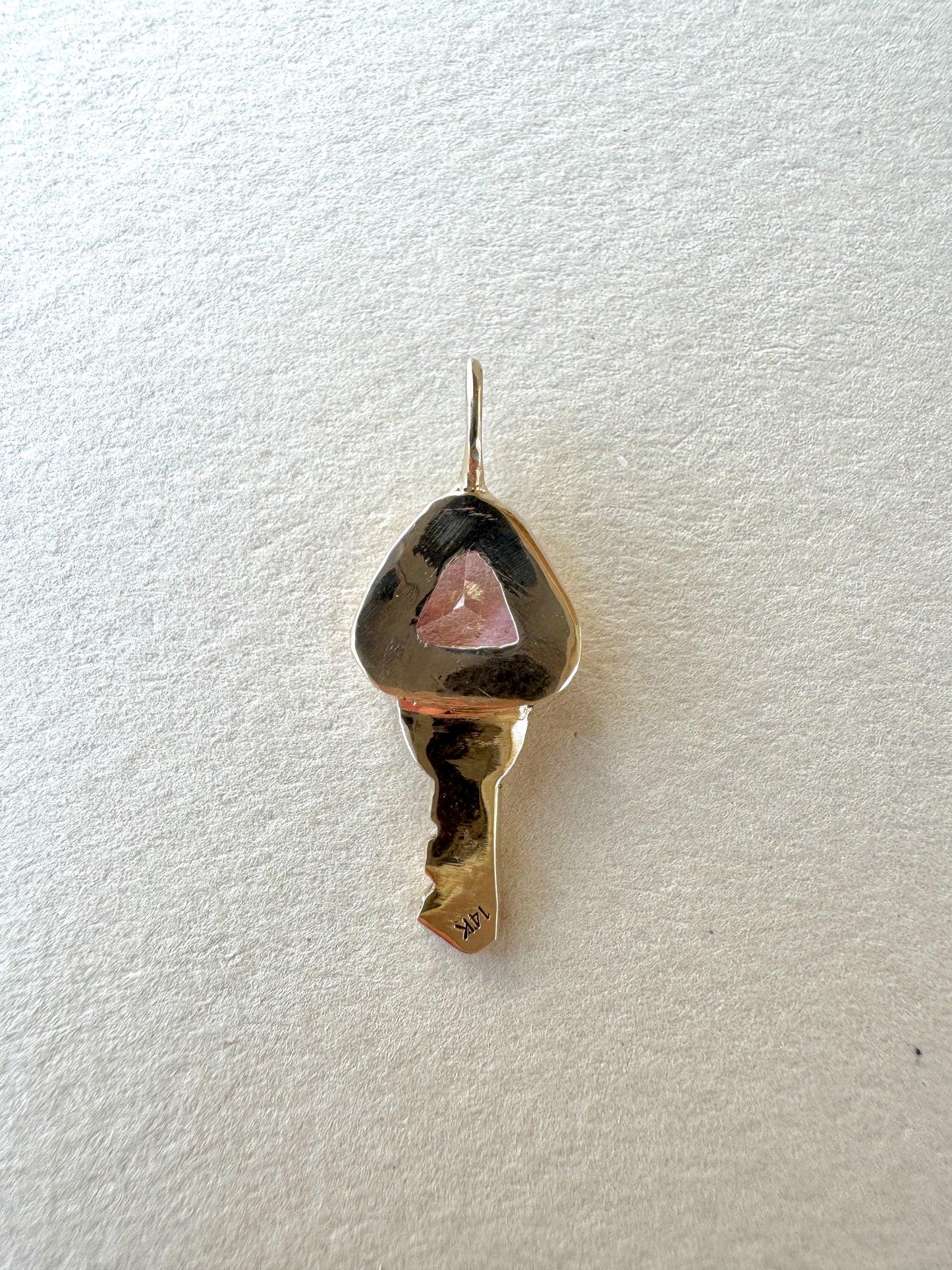 Key pendant: pink tourmaline