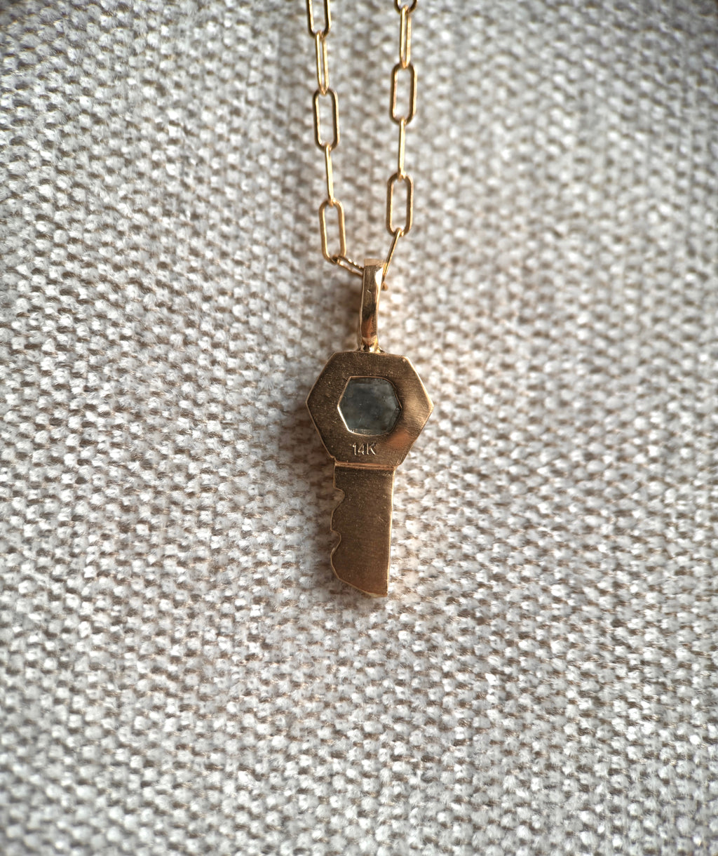 Montana sapphire key pendant