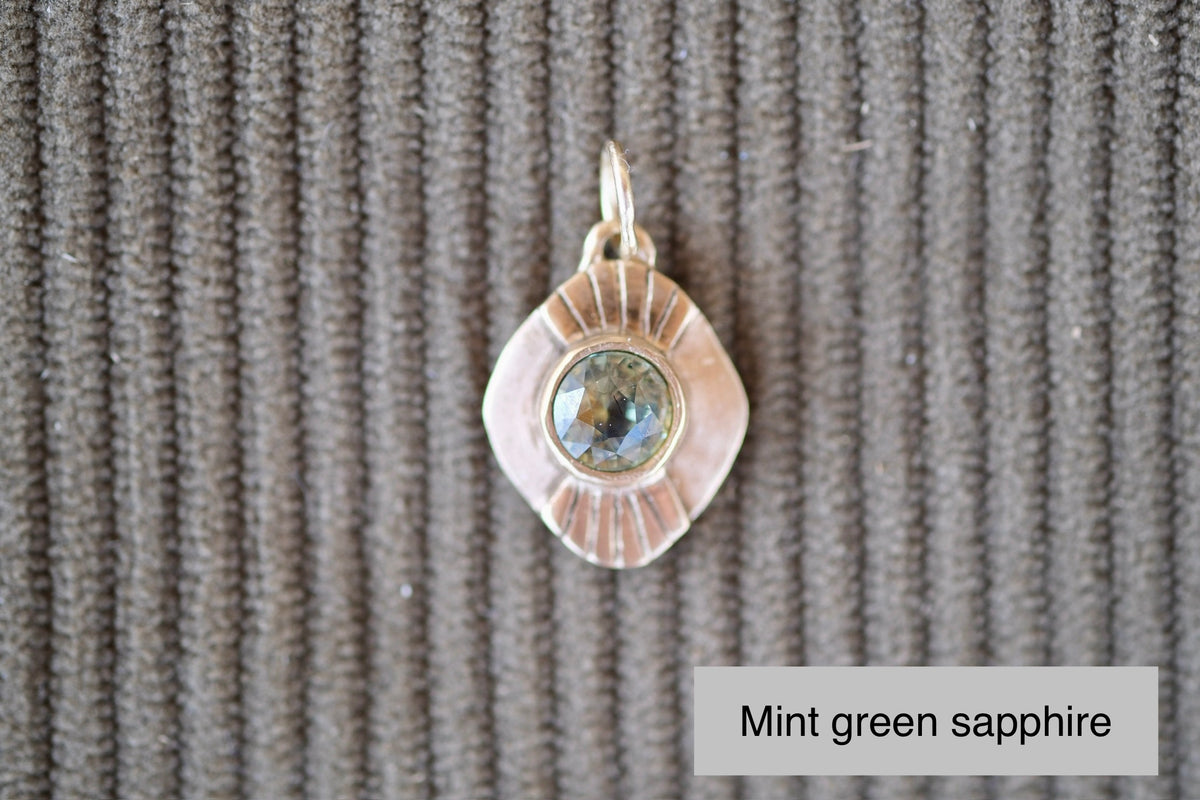 Sorelle II pendant