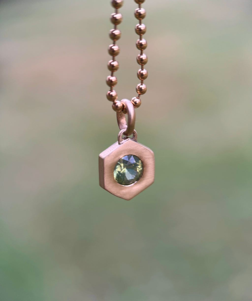 Eden pendant: Opalescent zircon