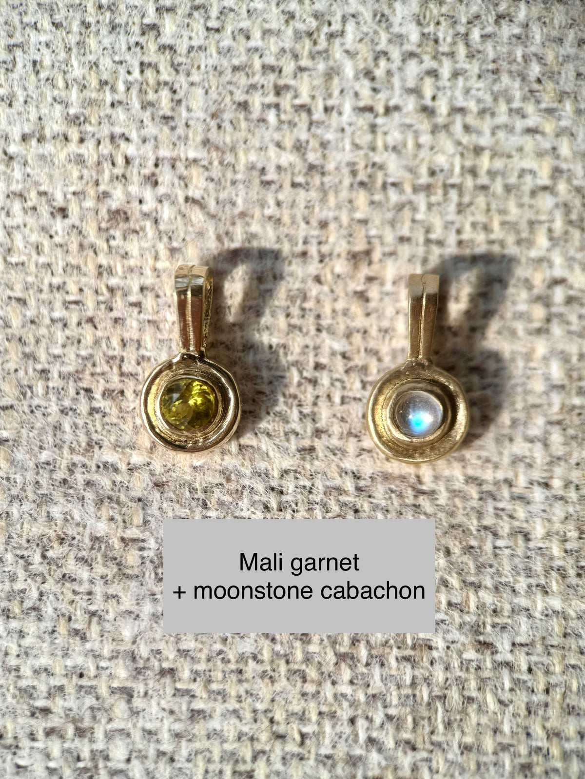 Eterna charm (choose your stone)