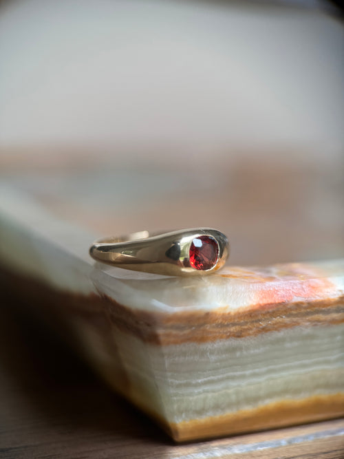 Cherry signet (size 8)