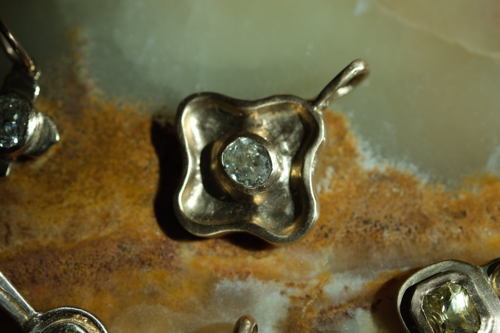 Cloud pendant: Diamond