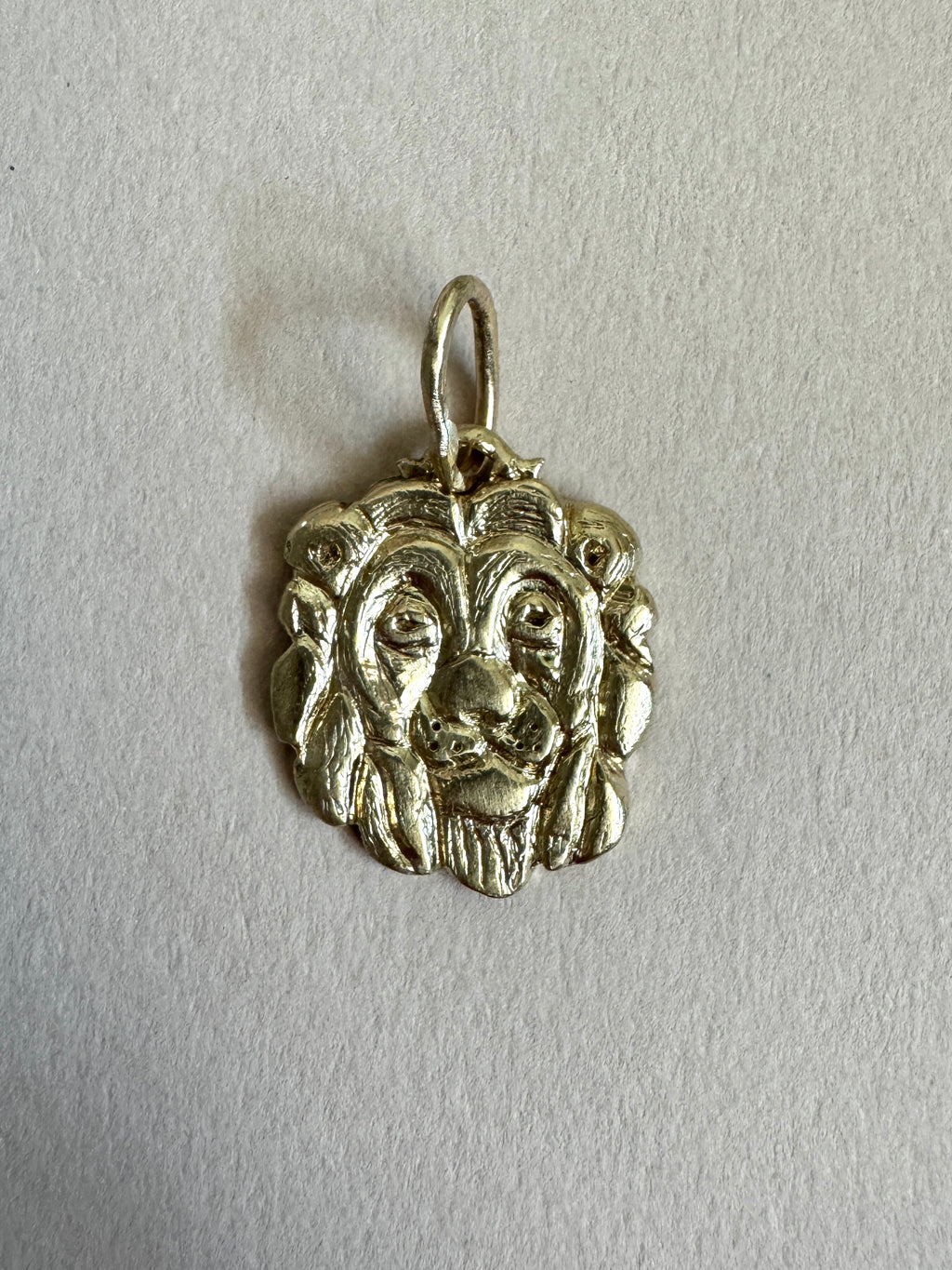 Aureus pride pendant - Mellis Fine
