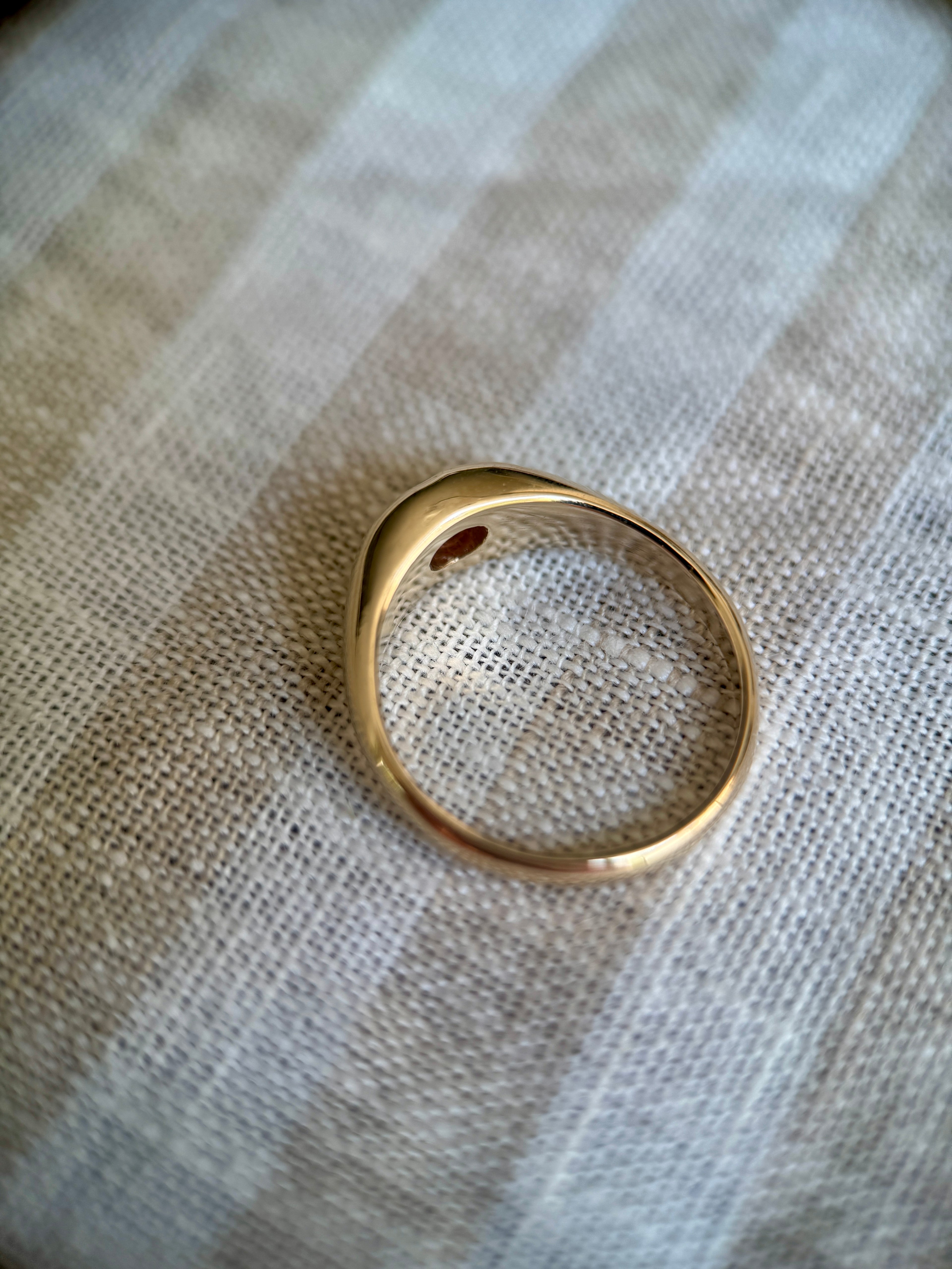 Cherry signet (size 8)