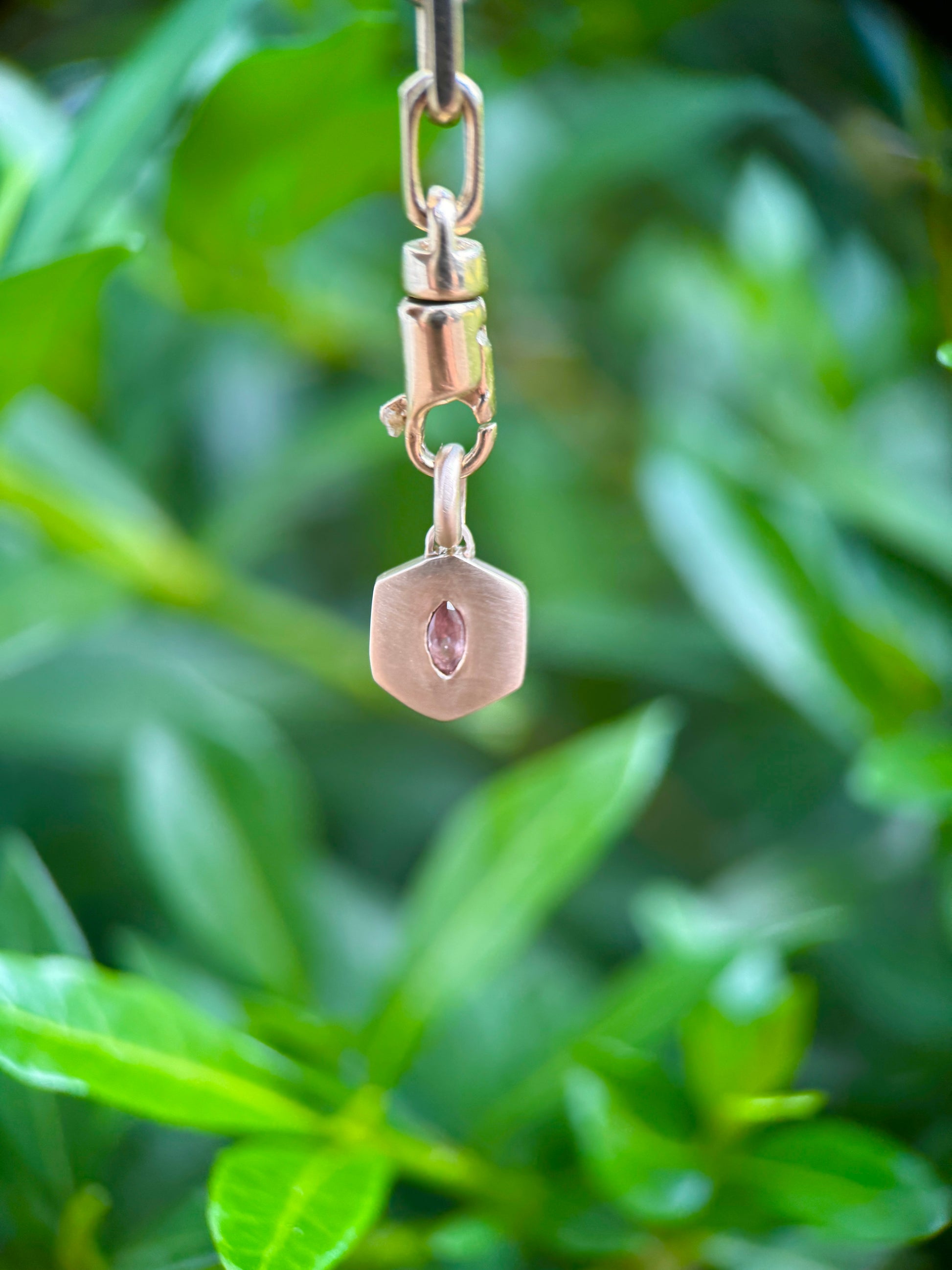 Eden pendant: Montana marquise