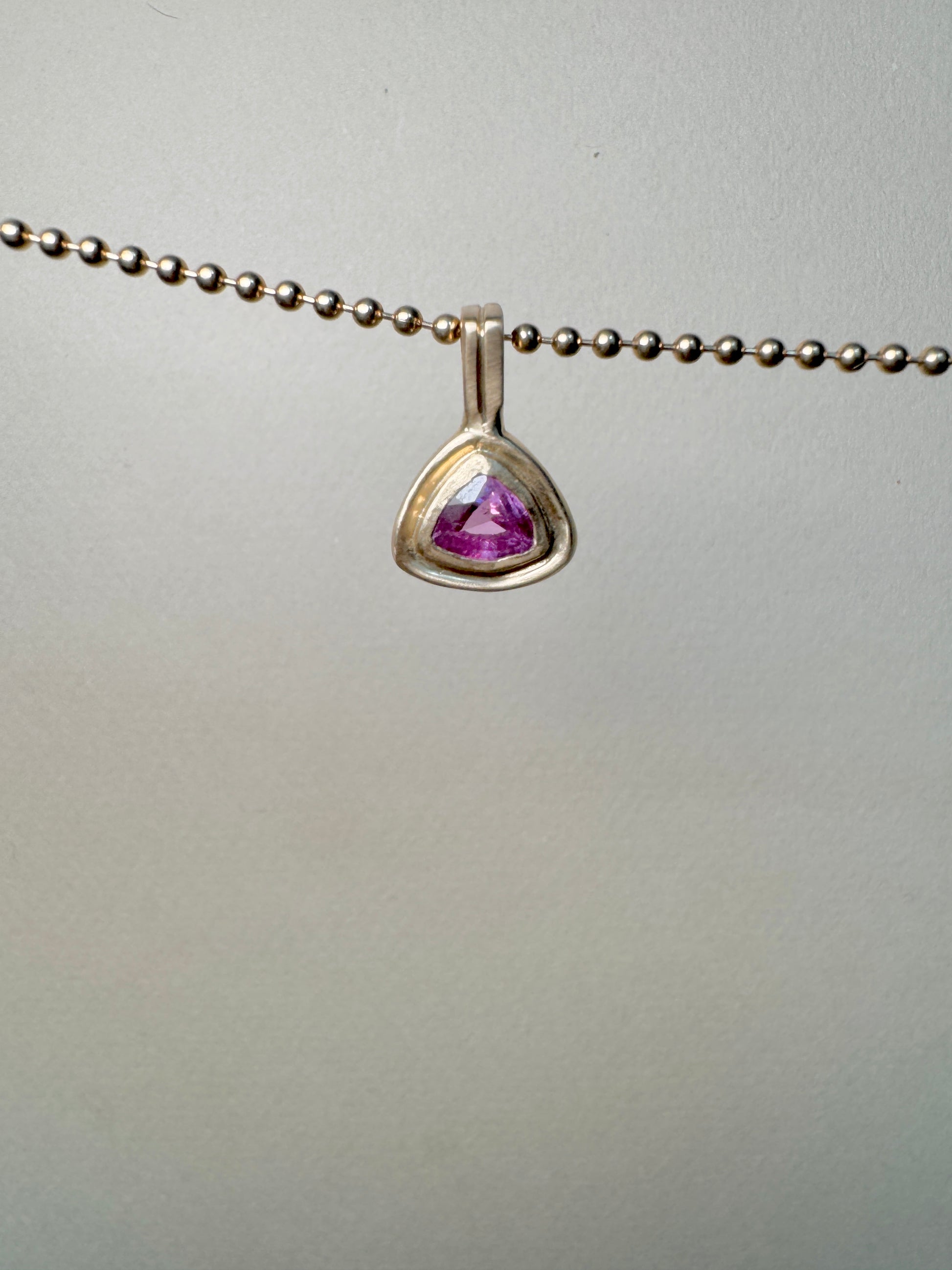 Eterna pendant: trillion sapphire