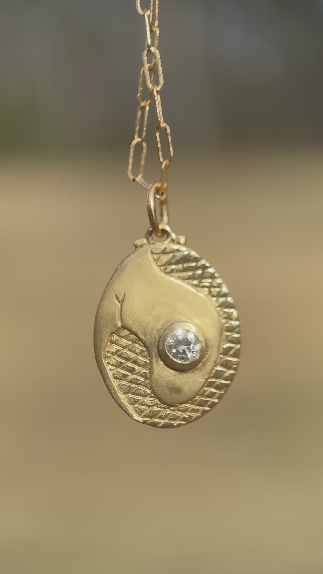 18k Ouro pendant: old euro (ready to ship)