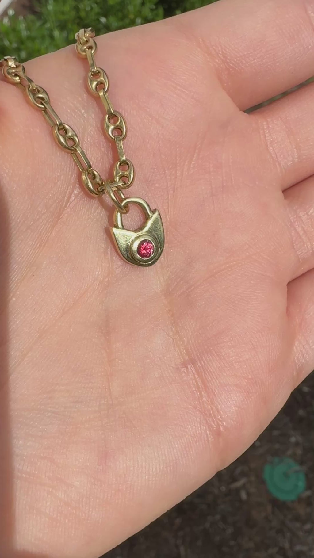 The keep charm: 18k Montana sapphire