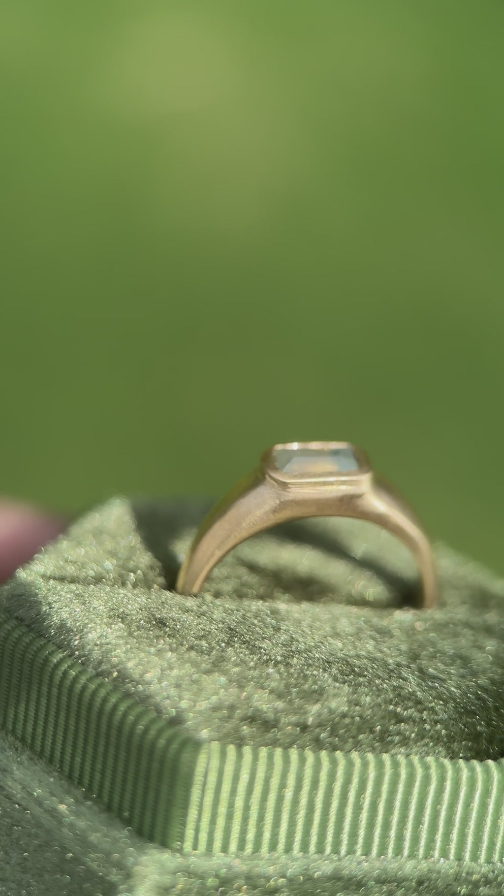 Green opalescent sapphire signet (size 5.25)