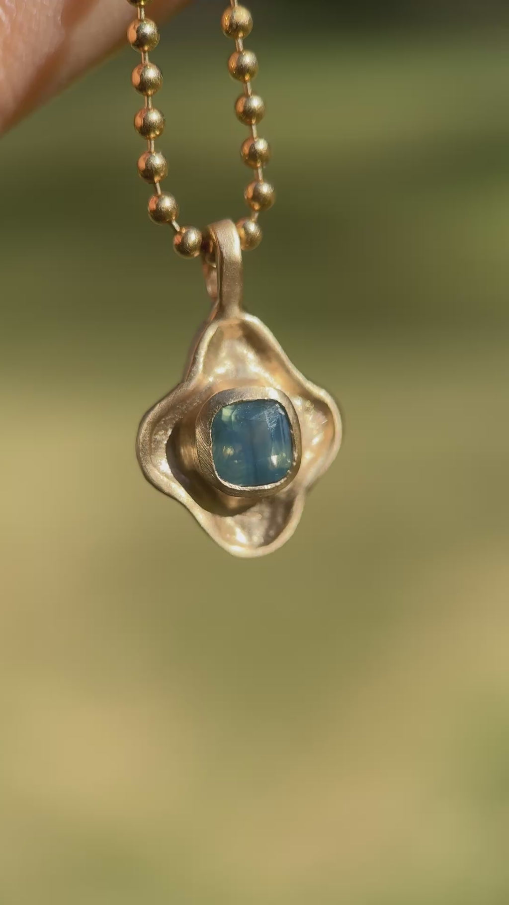 Cloud pendant: Blue sky