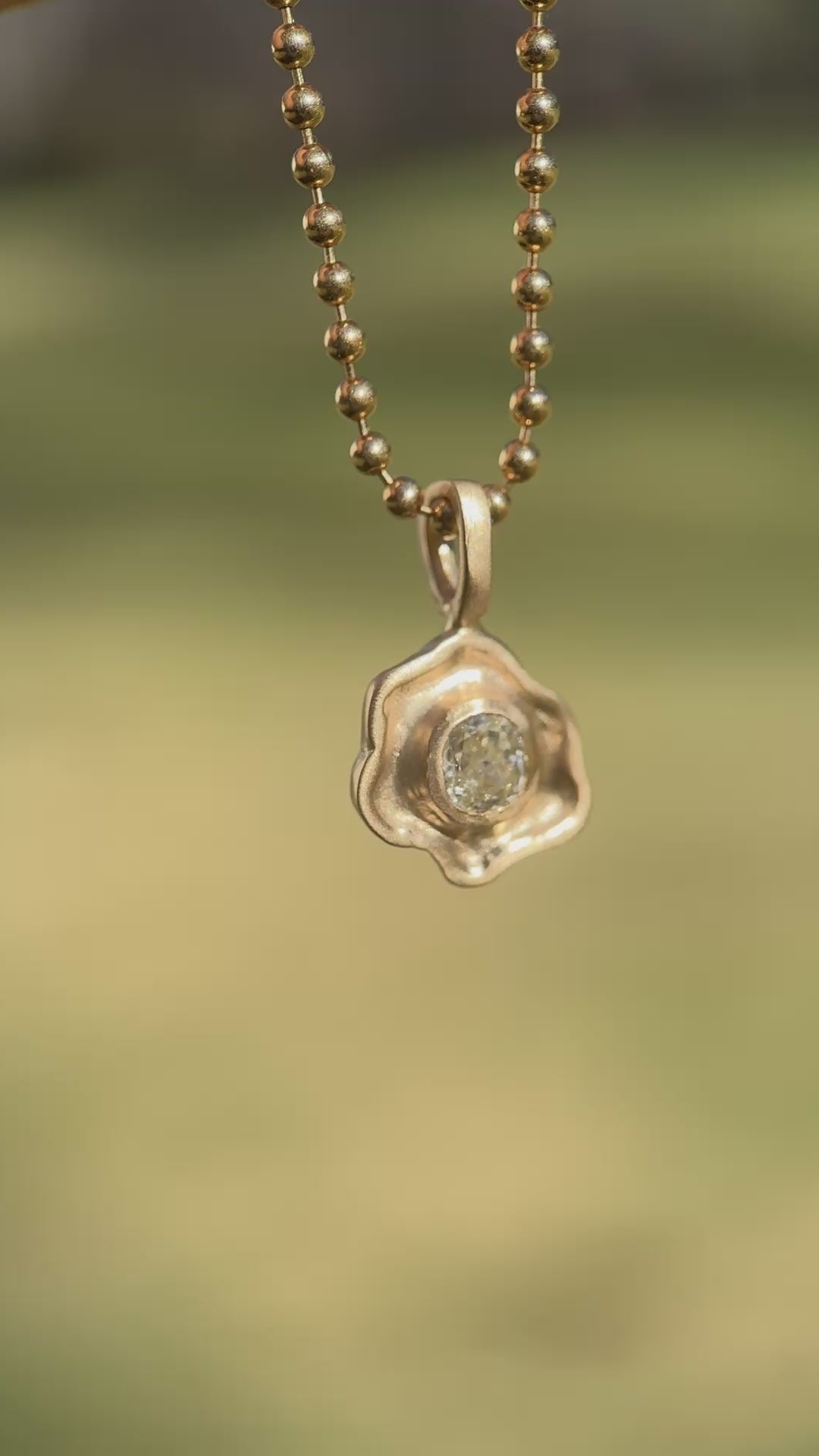 Cloud pendant: Diamond