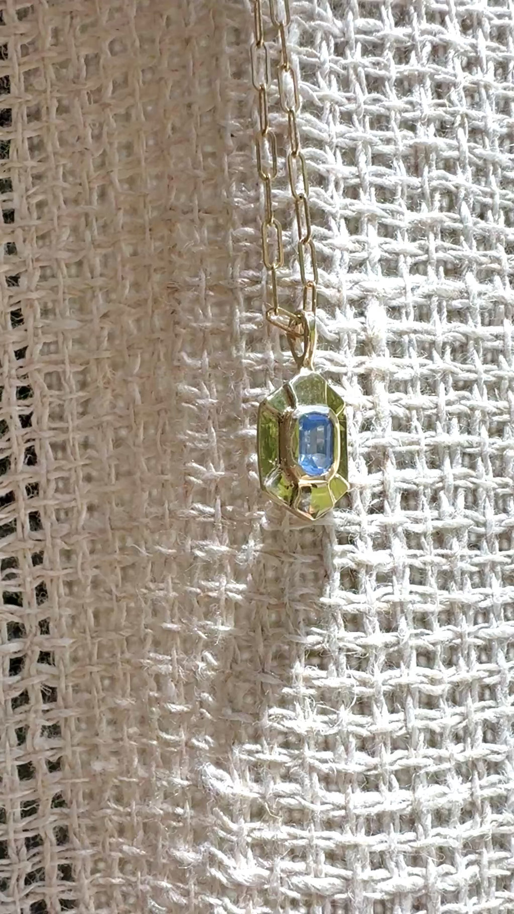 Sorelle charm